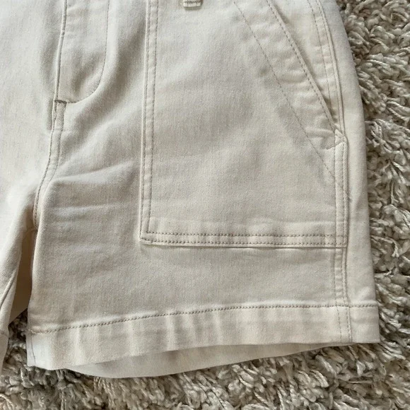 Liverpool Los Angeles Cream Utility Shorts Size 6 Off White Patch Pocket Stretch - Picture 10 of 12